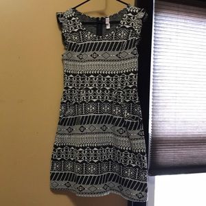 Xhilaration black and white dress